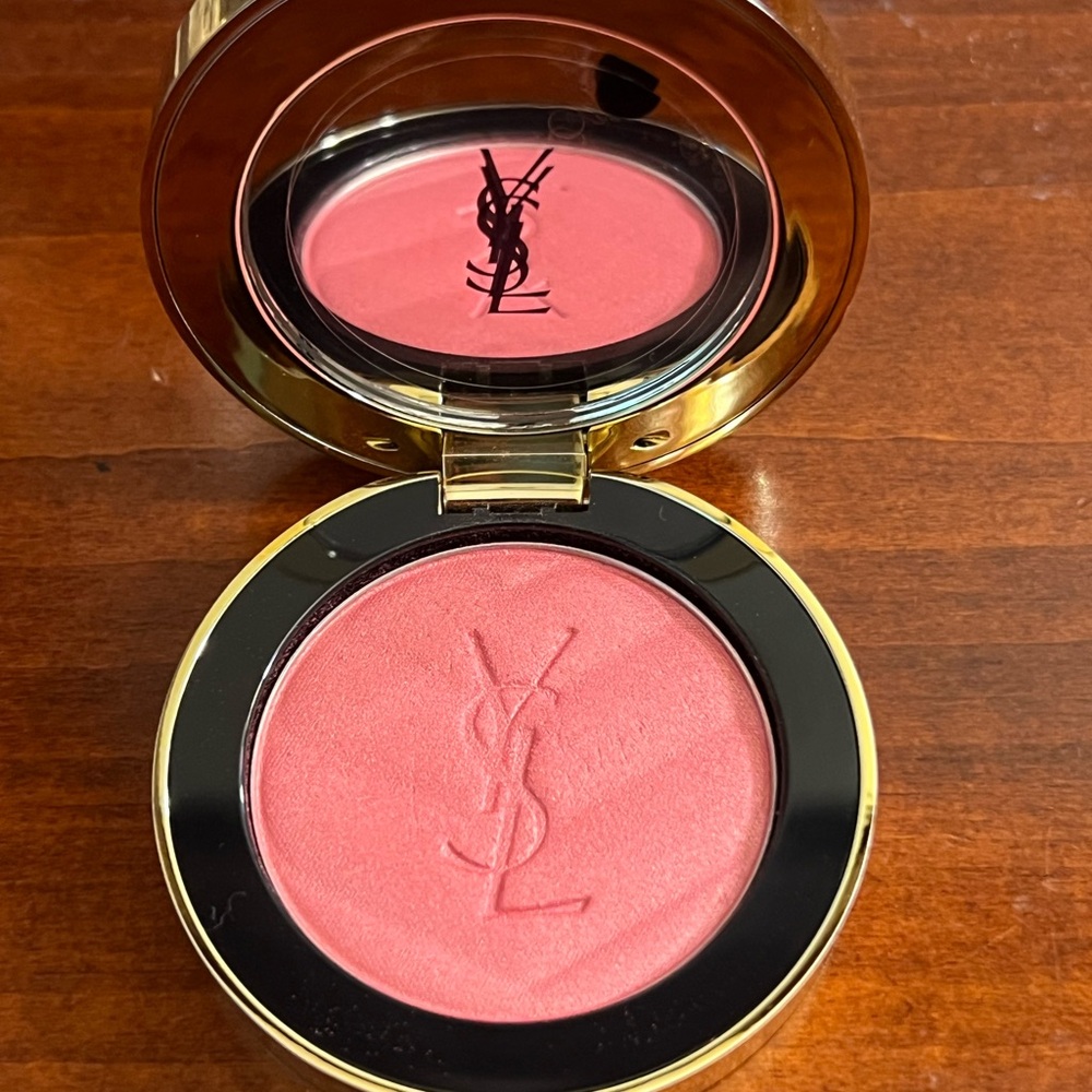 Yves Saint Laurent Make me blush - Picture 2 of 4